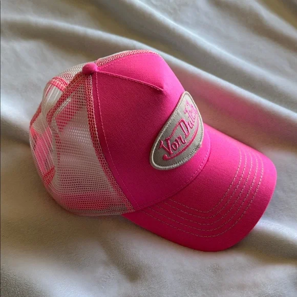VON DUTCH VIBRANT PINK CLASSIC TRUCKER HAT - BRAND NEW & UNWORN 🩷 - Picture 3 of 10